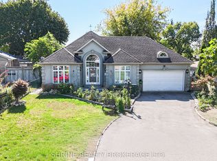 7 Dengate Cres, London, ON N5W1V7
