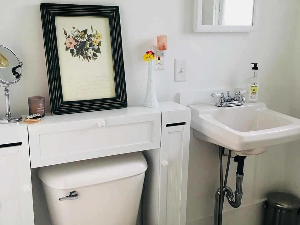 Inside look of the bathroom.