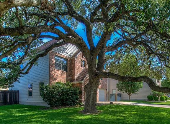 2nd image of 332 Cliffwood Dr