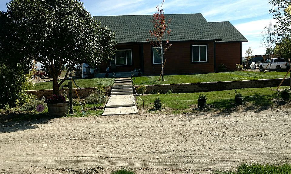 2nd image of 2310 Brogan Rd