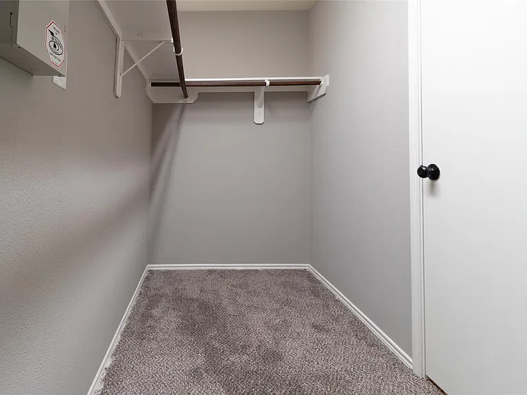 9331 Norwood Trails Dr — Photo 23