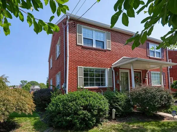 35 S 8th St, Columbia, PA 17512