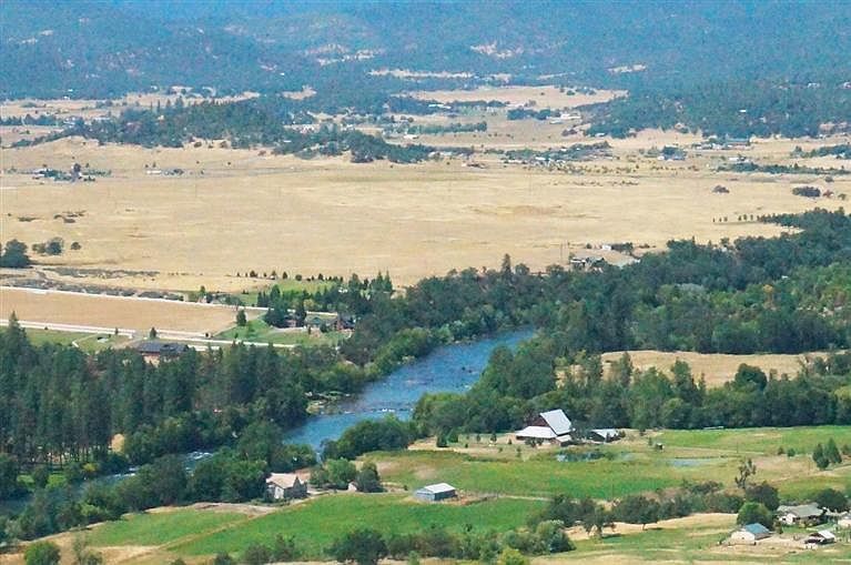 1st image of 420 Mount Castle Dr