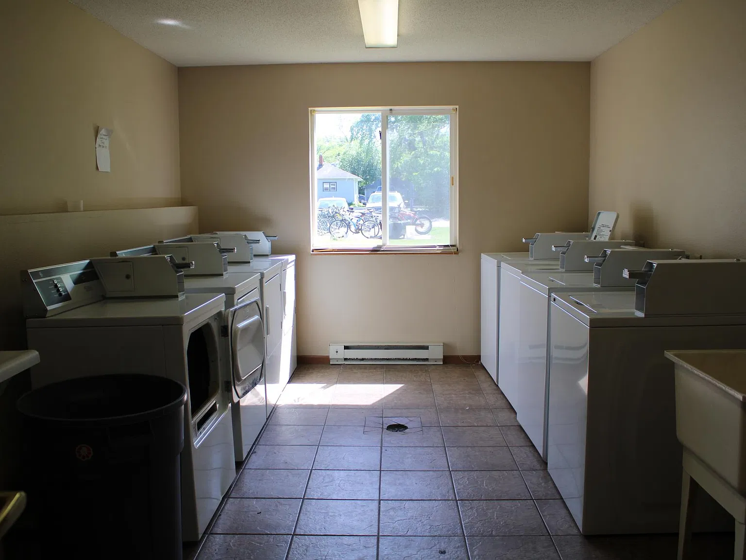 2 bed, 800 sqft, $800 — Photo 2