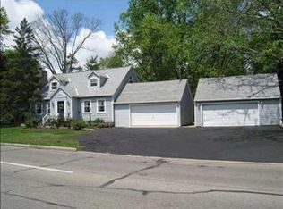 3244 Fishinger Rd, Columbus, OH 43221