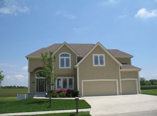 9008 SW 1st St, Lees Summit, MO 64064