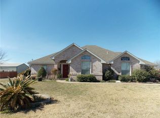 951 Ovilla Rd, Waxahachie, TX 75167