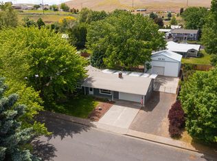 1911 SW Vista Pl, Pendleton, OR 97801