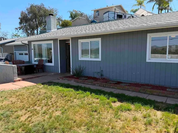 9449 Prospect Ave, Santee, CA 92071