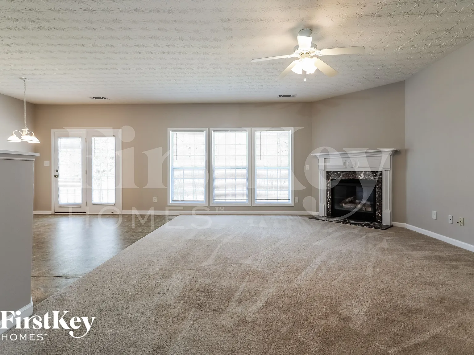 5 bed, 3.0 bath, 2548 sqft, $2,495 — Photo 2