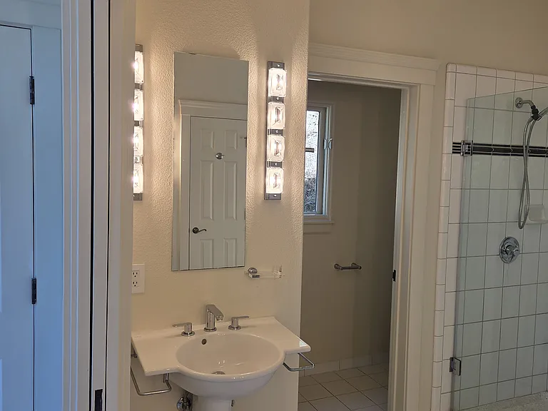 4 Meyer Pl — Photo 8