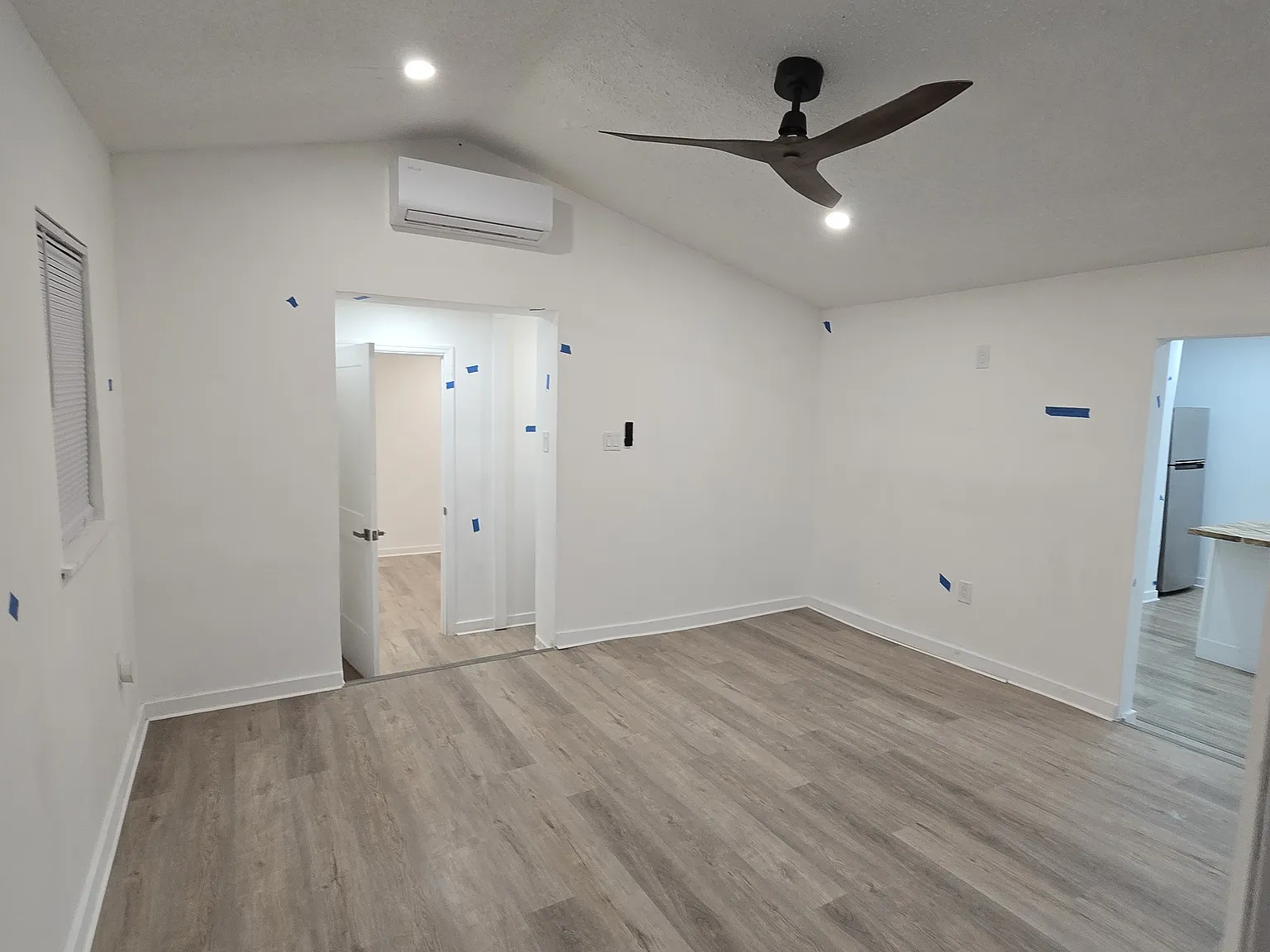 2 bed, 1006 sqft, $2,000 — Photo 2