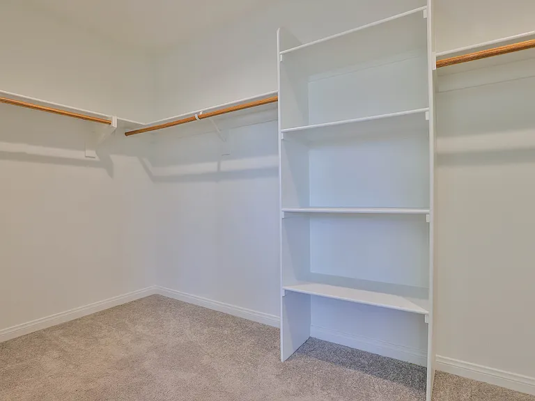 4551 Highland Ave — Photo 21