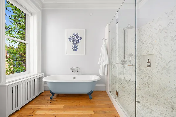 Sold by Corcoran | media 7