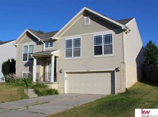 2909 Rahn Blvd, Bellevue, NE 68123