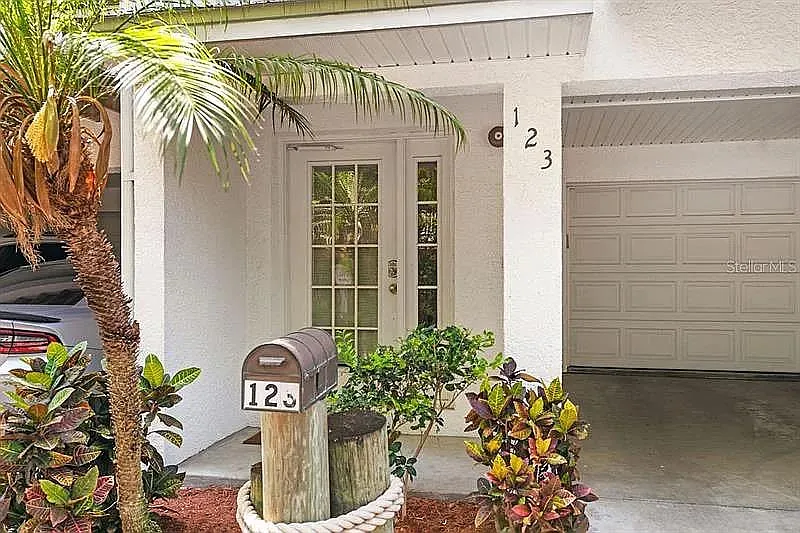 123 Shoals Cir — Photo 2