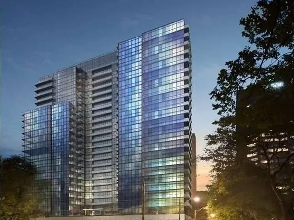 210 Simcoe St, Toronto, ON