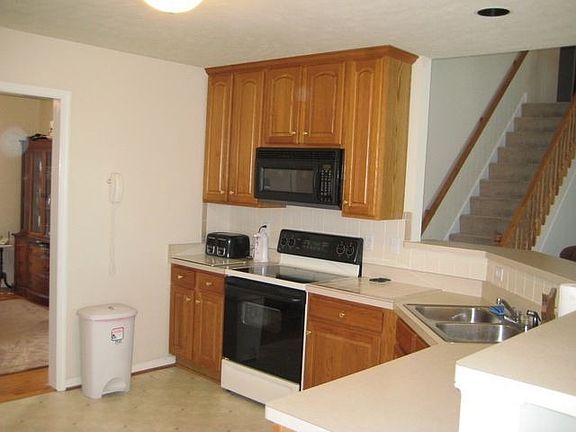 5th image of 7056 Wesbeam Dr
