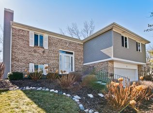 3 Annapolis Dr, Vernon Hills, IL