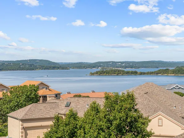 125 Villa Drive #2, Hollister, MO 65672