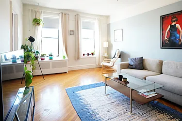 Sold by Winzone Realty Inc