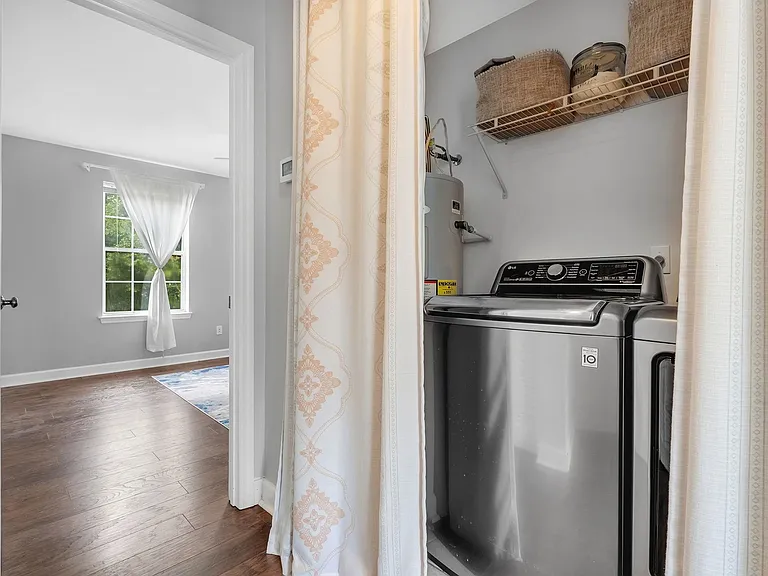 4311 Four Oaks Blvd — Photo 23