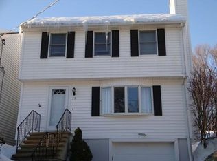51 Bennett St, Wakefield, MA 01880