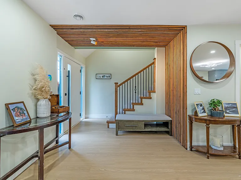 8926 Shepherd Way #UPPER HOUSE — Photo 9
