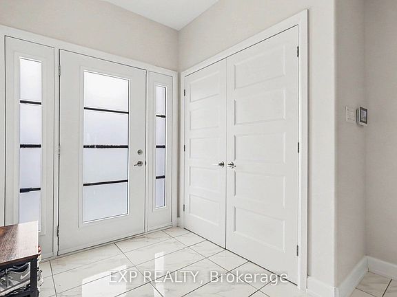 3rd image of 520 Lucent St
