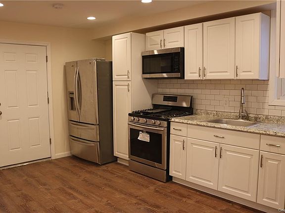 5th image of 43 Elm St Floor 2