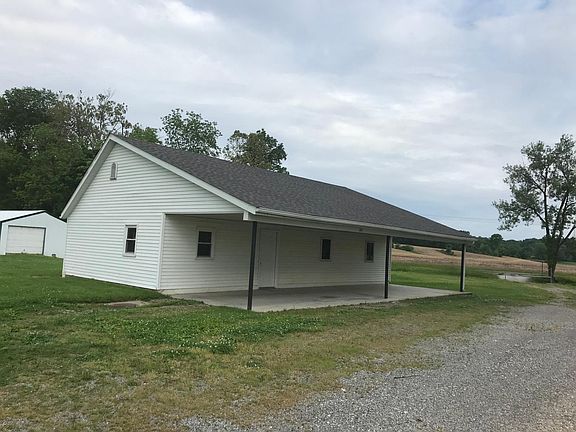 2nd image of 146 Goggin Ln