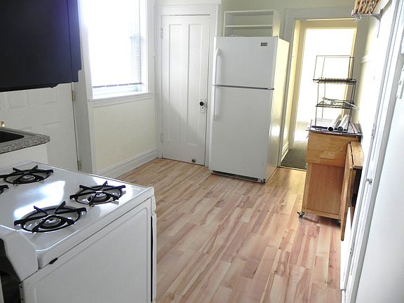 3rd image of 4440 N Lavergne Ave #1N