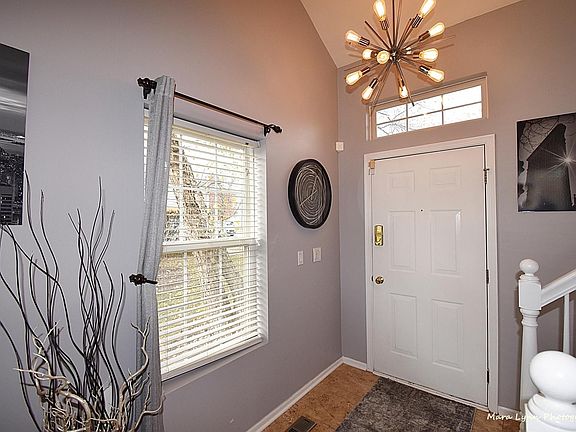 4th image of 1429 White Pine Ln