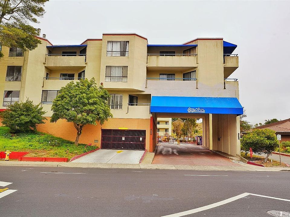 Front entrance to property