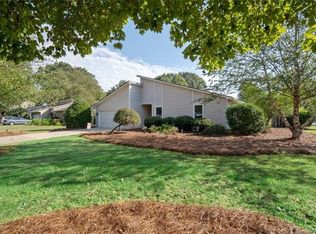 9925 Fairway Ridge Rd, Charlotte, NC 28277
