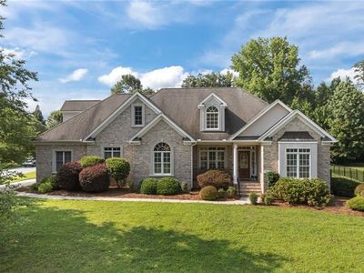 7611 Trebbiano Dr, Kernersville, NC, 27284