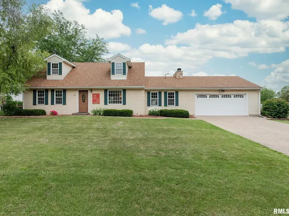720 Blackbird Ct, Geneseo, IL 61254