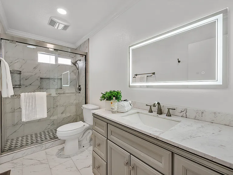 2449 Almaden Blvd #1 — Photo 11