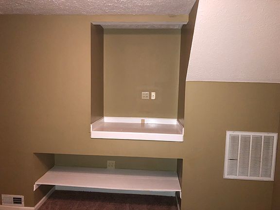 Den area with entertainment 