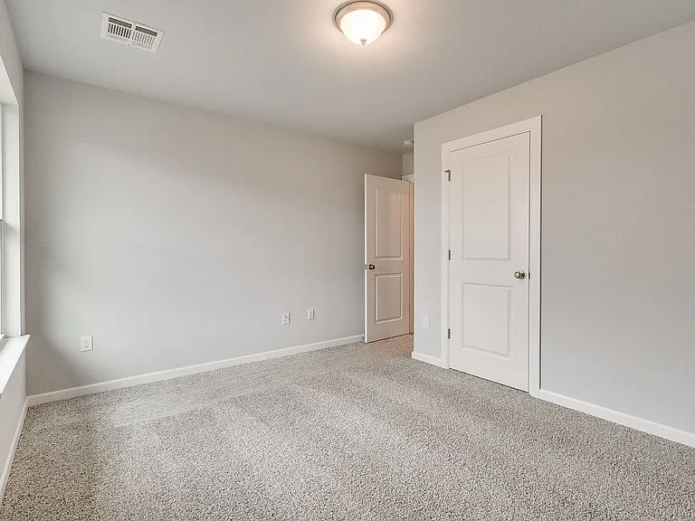 1680 Addington Rd — Photo 12