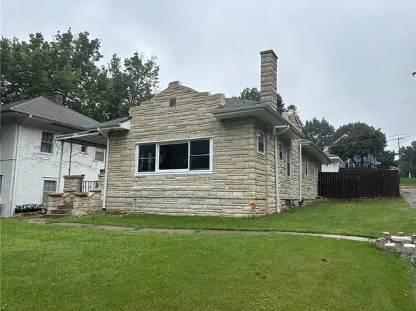 2244 Eugene Field Ave, Saint Joseph, MO 64505