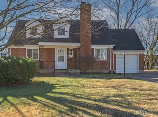 326 N Bromfield Rd, Dayton, OH 45429