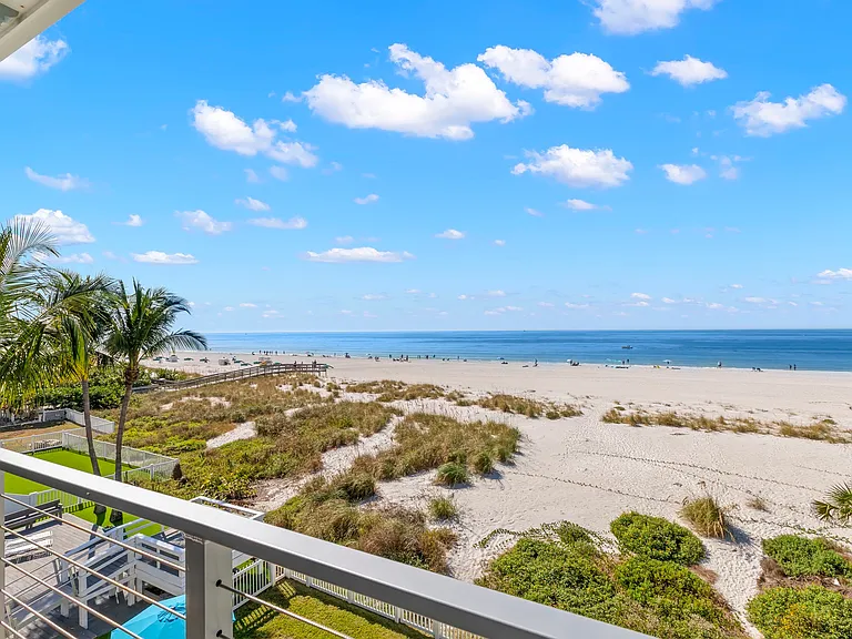 10042 Gulf Blvd — Photo 89