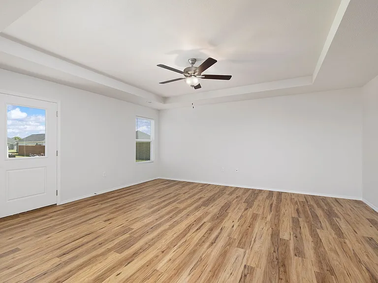 1001 Abbey Ave — Photo 7