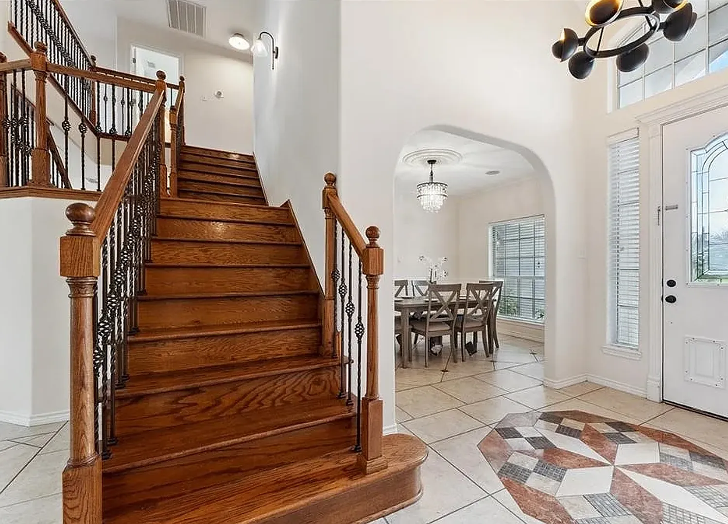 Beautiful 4BR / 3.5BA Home with Garage, Patio & Premium Features — Photo 4