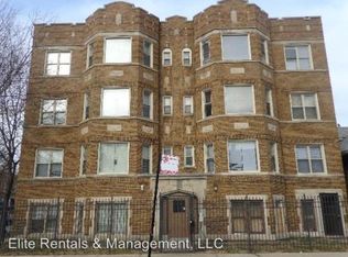 2700 E 78th St #2, Chicago, IL 60649
