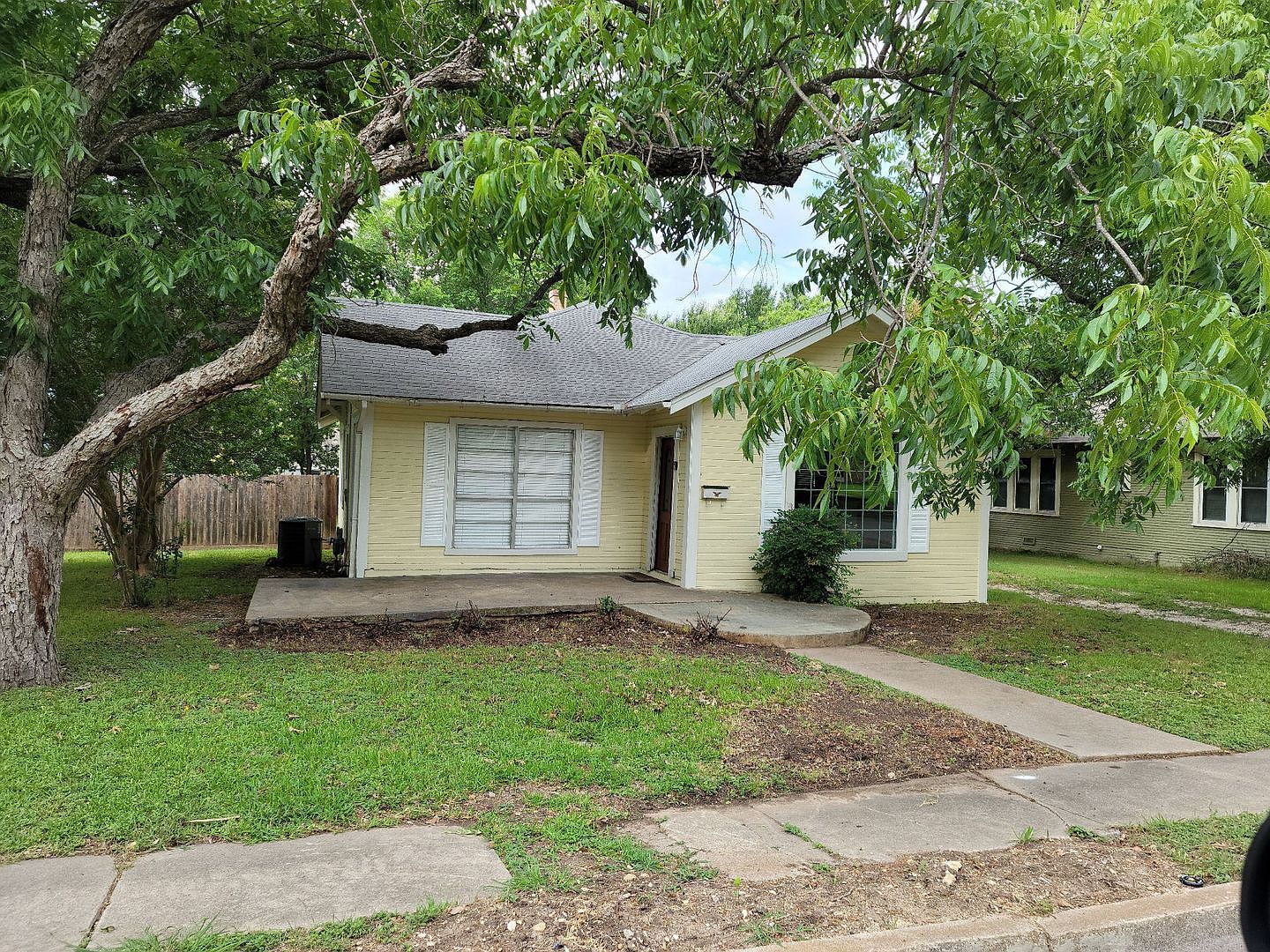 201 E 7th Ave, Belton, TX 76513 | Zillow