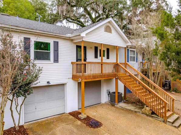 2205 Paul Russell Cir, Tallahassee, FL 32301