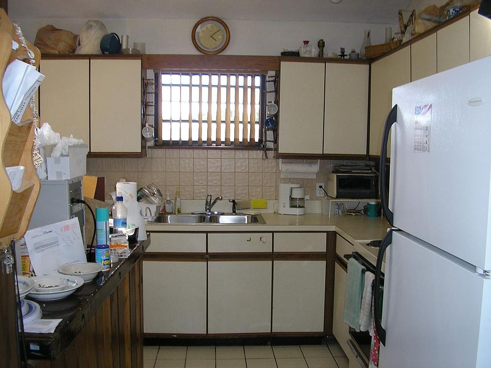 2nd image of 242 Azalea St