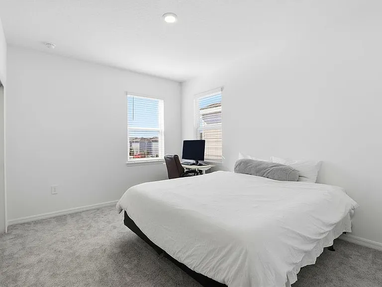 5268 Kildare Pl — Photo 15
